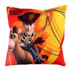 Almofada Woody Toy Story Enchimento Em Fibra Macia 40x40cm