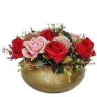 Arranjo Com Rosas Delicadas Mistas No Vaso Dourado De Vidro