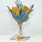 Arranjo de flores desidratadas libélula azul com vaso de vidro