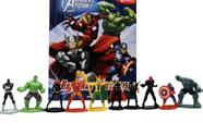 Avengers Batalhas Incríveis com 10 miniaturas + Meu Livro Bloco de Brincar Vingadores com Lápis de Cor - Kit de Livros