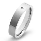 Band Ring West Coast Jewelry Titanium com diamante de 0,02 CTW