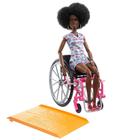 Barbie Fashionista Cadeira de Rodas Negra - Mattel