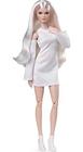 Barbie Signature Looks Boneca (Alto, Loiro) Boneca de moda totalmente posable vestindo vestido branco & botas de plataforma