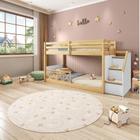 Beliche Infantil Montessoriana Garden com Escada Lateral Proteção Travessas e Grade X Dupla Casatema Branco/Natural