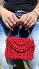 Bolsa clutch vermelha em crochê