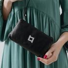 Bolsa Pulseira feminina couro legítimo com alça de pulso - Laci Baruffi