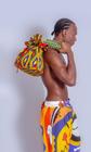 Bolsa Saco em tecido africano - Collab Meninos Rei + Ziê