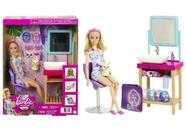 Boneca Articulada Barbie Com Pet - Playset Dia de Spa - Self-Care - Mattel - HCM82