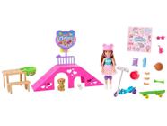 Boneca Barbie Chelsea Pista de Skate com Acessório - Mattel