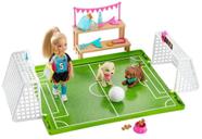 Boneca Barbie Club Chelsea - Conjunto de Futebol e Acessórios - Mattel