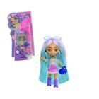 Boneca Barbie Extra Mini Minis Cabelo Azul e Patins - Mattel
