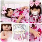 Boneca Reborn Realista Laura Cabelo Castanho 52cm Enxoval - Cegonha Reborn Dolls