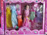 Kit Com 10 Roupinhas Roupas Para Boneca Barbie Frozen - Rose Roupas De  Bonecas - Roupa de Boneca - Magazine Luiza