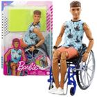 Boneco Ken Fashionista Moreno com Cadeira de Rodas Barbie