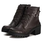 Bota Feminina Coturno Couro Com Detalhes Lateral Confortavel