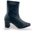 Bota Salto Bloco Preto Basic com Elástico nas Laterais Salto Alto Bloco 6 cm - ULLY