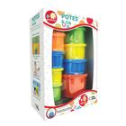 Brinquedo em Plástico Interativo de Encaixe de Potinhos Potes e Cia Pais & Filhos 6+ Meses