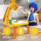 Brinquedo Infantil Lousa Mágica Mesinha Com Projetor Girafinha Amarela - Dute Toys