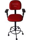 Cadeira secretaria caixa alta - braço com regulagem de altura - estrela de ferro com rodízio - aro - tecido vermelho