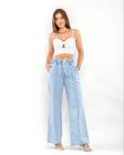 Calça Jeans Feminina Wide Leg com Elástico No Cós e Nervura Frontal Na Barra 22545 Clara