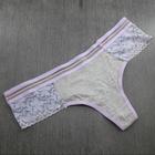 Calcinha Tanga Cavada com Renda Lateral