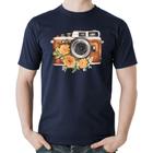 Camiseta Algodão Máquina Fotográfica Vintage e Flores - Foca na Moda