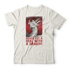 Camiseta Deal With A Dragon Studio Geek