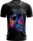 Camiseta Gola V de Pavão Colorido Neon Vetor 17