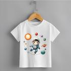 Camiseta Infantil Menino Blusa Astronauta e Planetas 100% Algodão