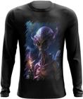 Camiseta Manga Longa Alien ET Fumando Alienígena 4