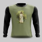 Camiseta Manga Longa Jesus Caminhando na Floresta