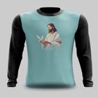 Camiseta Manga Longa Jesus Segurando Pomba Branca