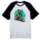 Camiseta Raglan Cachorro skatetista de óculos escuro