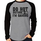 Camiseta Raglan Do Not Disturb I'm Gaming Manga Longa - Foca na Moda