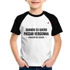 Camiseta Raglan Infantil Quando eu quero passar vergonha ninguém me segura - Foca na Moda