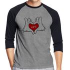 Camiseta Raglan Love Hands Manga 3/4 - Foca na Moda