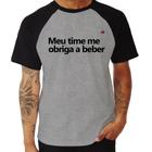 Camiseta Raglan Meu time me obriga a beber - Foca na Moda