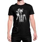 Camiseta T-Shirt Caveira Esqueleto Tomando Café Coffe