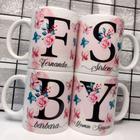 Caneca de porcelana personalizada com nome alfabeto floral