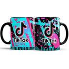 Caneca Tik Tok com alça e interior preto