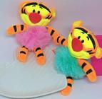 Chaveiro de Metal Anel Pelucia com Pingente Desenho Animado Disney Tigre Tigrão Amuleto Pompom Lembrancinha Presente