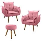 Conjunto 2 Poltronas Decorativas Opala e 1 Puff Redondo Pés Palito Suede Rosa Moraes Decor