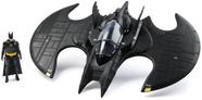 Conjunto de brinquedos DC Comics Batman Batwing com boneco de Batman de 10 cm