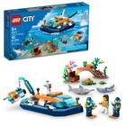 Conjunto de brinquedos LEGO City Sea Explorer Boat com figuras 60377