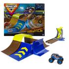 Conjunto de jogos Monster Jam Champ Ramp Freestyle com filho UVA Digger