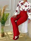 Conjunto feminino de calça alfaiataria lisa vermelha e blusa estampada tamanho m