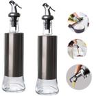 Conjunto Galheteiro Em Aço Inox e Vidro 02 Frascos Para Azeite e Vinagre Ambos Com Capacidade de 300 ml Cada Dispenser