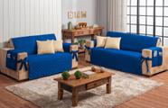 Conjunto jogo protetor de sofá 2 e 3 lugares azul royal com 4 capas de almofada bege