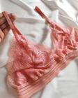 Conjunto Lingerie de renda sem bojo e sem aro top triangulo e calcinha tanguinha Mari- cor Rosa Romance