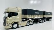 Conjunto Scania Bitrem Graneleiro 3x3 Escala 1:32